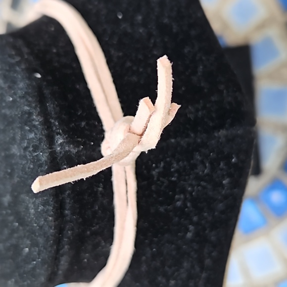 Quartz Necklace Silver tone Beads Suede Cord Customizable Length Light Pink W OS - Picture 5 of 5